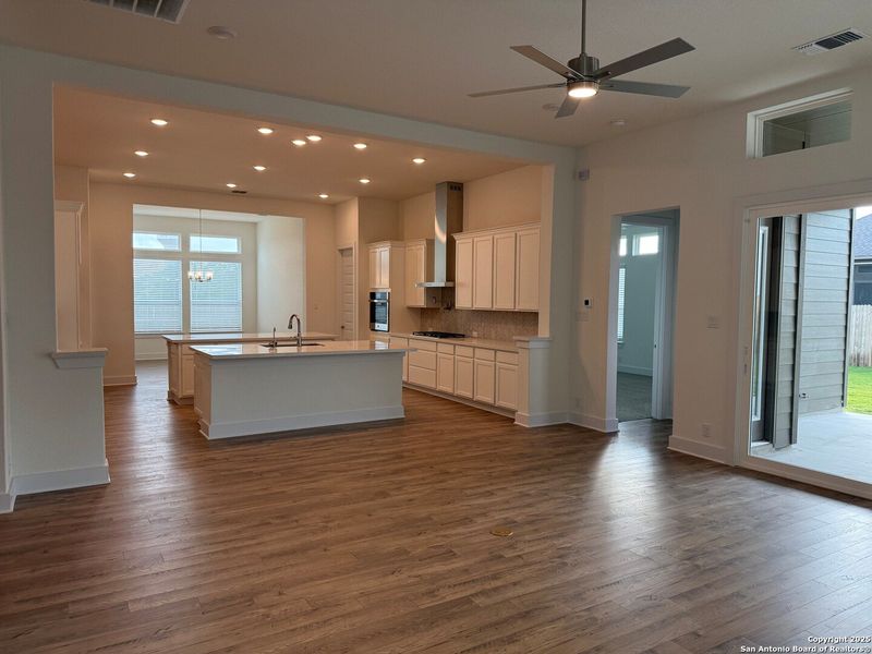 Furnished interior view inside a new home in Mesa Western, Cibolo (Image 12). Furnished interior view inside a new home in Mesa Western, Cibolo (Image 12).