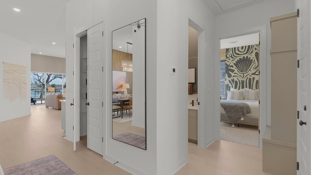 Representative furnished interior of a home built from the Hampton by Chesmar Homes in Crescent Bluff, Georgetown (Image 8).