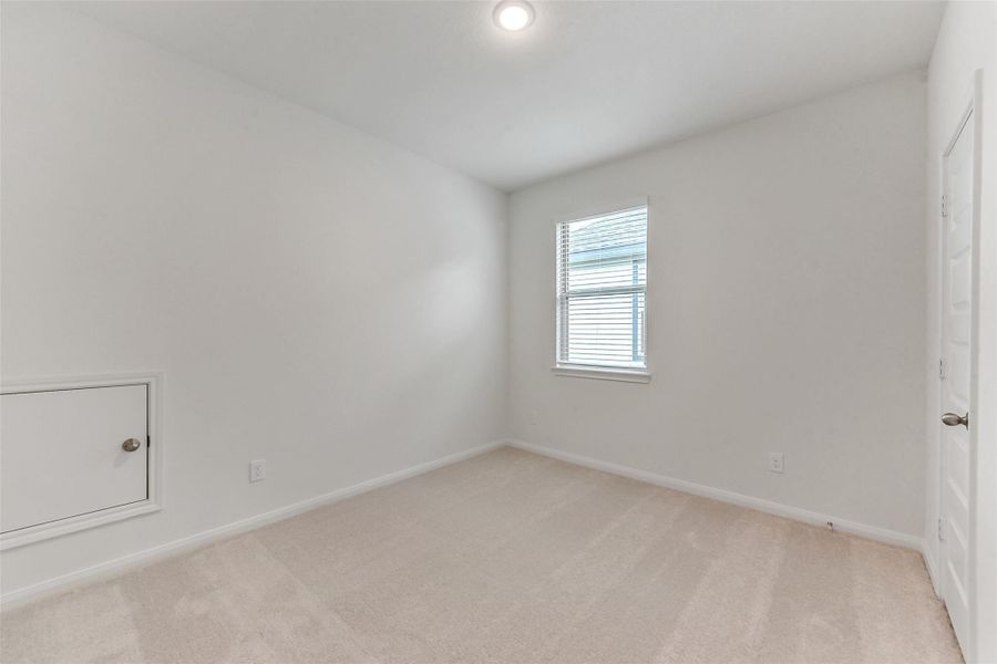 Spacious, unfurnished interior of a new home in , Houston (Image 27).