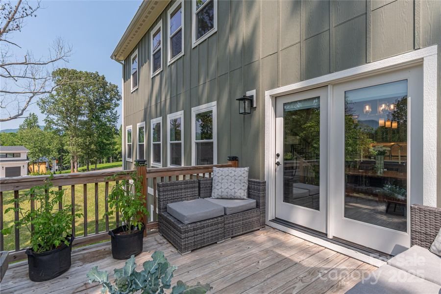 Image 43 of a home in .