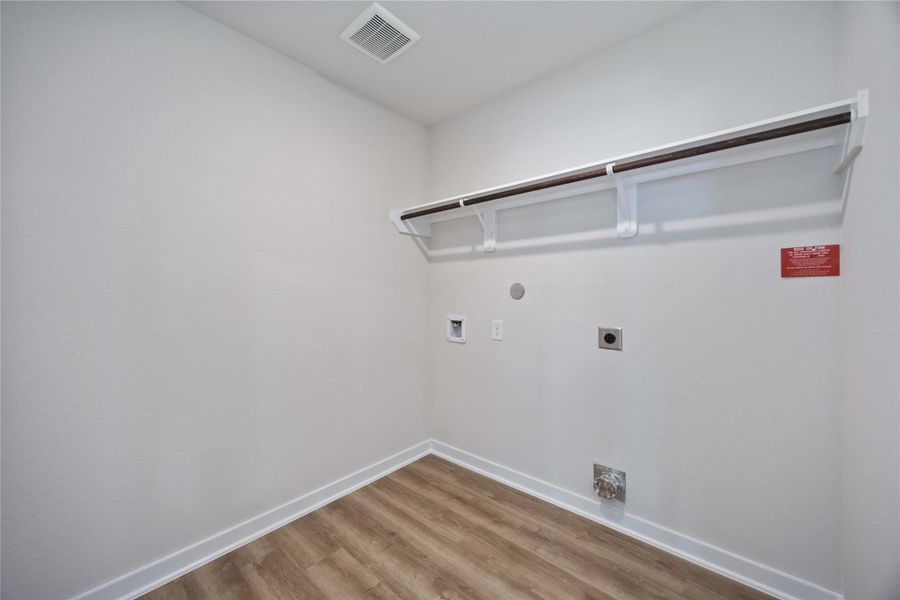 Spacious, unfurnished interior of a new home in The Villages at Westpointe, Dayton (Image 21).