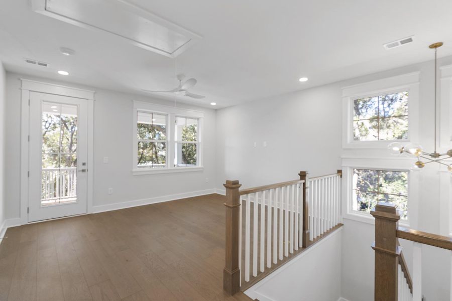 Spacious, unfurnished interior of a new home in , Mount Pleasant (Image 17).