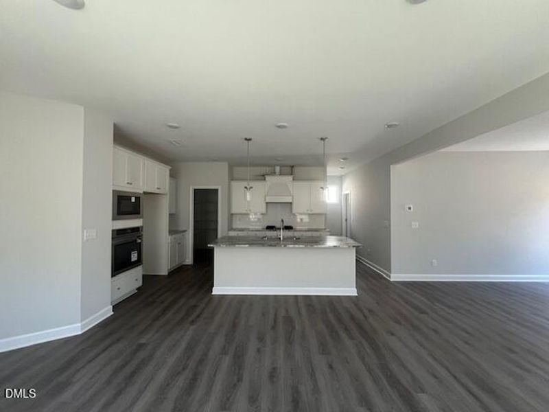 Image 20 of a home in Gregory Village.