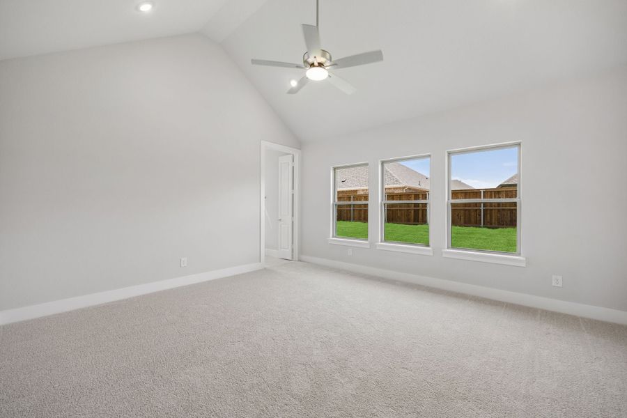Spacious, unfurnished interior of a new home in Dove Hollow, Waxahachie (Image 18). Spacious, unfurnished interior of a new home in Dove Hollow, Waxahachie (Image 18).