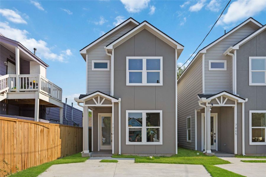 Exterior details and patio area of a home in , Houston (Image 15). Exterior details and patio area of a home in , Houston (Image 15).