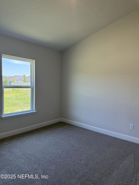 Spacious, unfurnished interior of a new home in Summerglen, Jacksonville (Image 17).