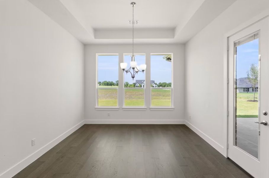 Representative unfurnished interior of a home built from the Concept 3141 by Risewell Homes in Hidden Creek Estates, Van Alstyne (Image 7).