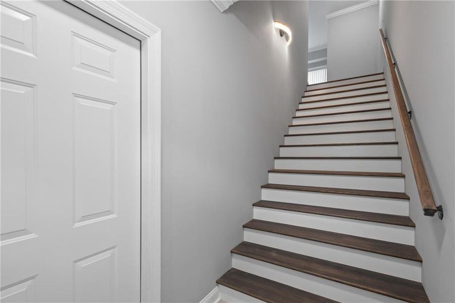 Spacious, unfurnished interior of a new home in , Sugar Hill (Image 11).