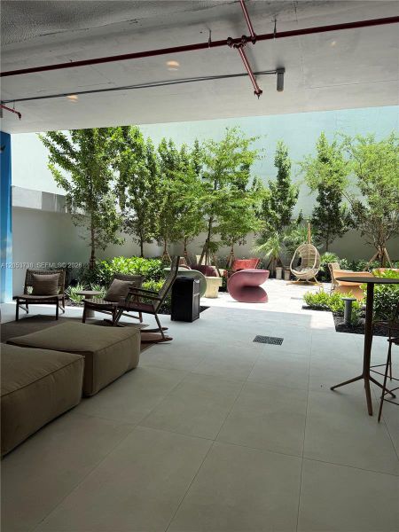 Community amenities in , Miami (Image 35). Community amenities in , Miami (Image 35).