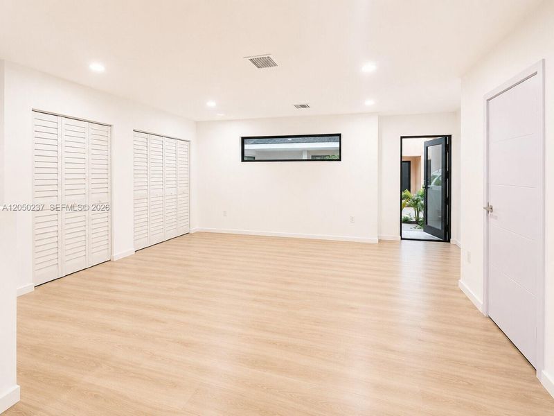 Spacious, unfurnished interior of a new home in , Florida City (Image 19). Spacious, unfurnished interior of a new home in , Florida City (Image 19).