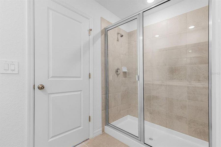 Image 18 of a home in .