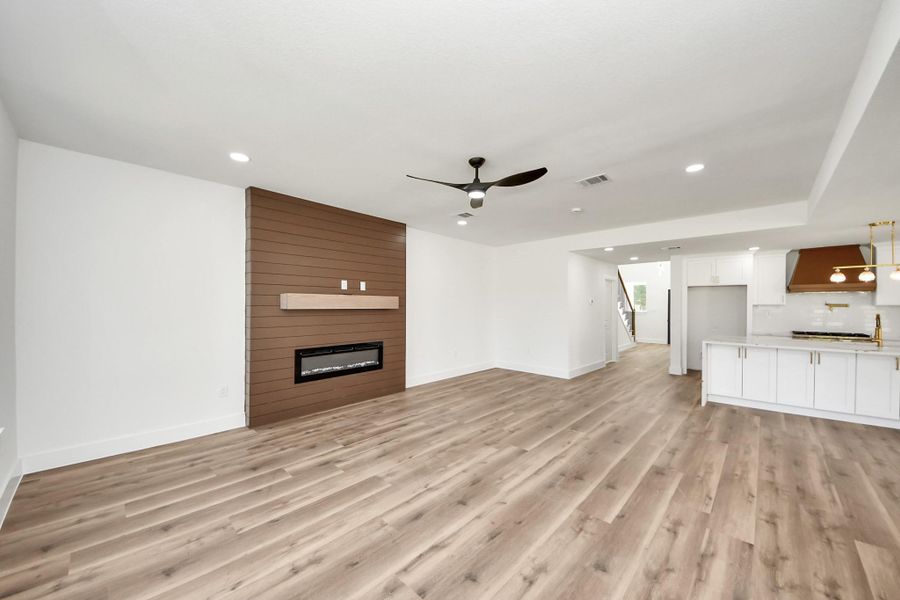 Spacious, unfurnished interior of a new home in , Montgomery (Image 41).