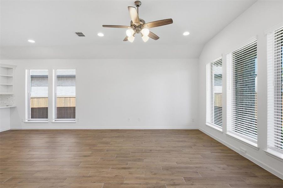 Spacious, unfurnished interior of a new home in Devonshire, Forney (Image 15).