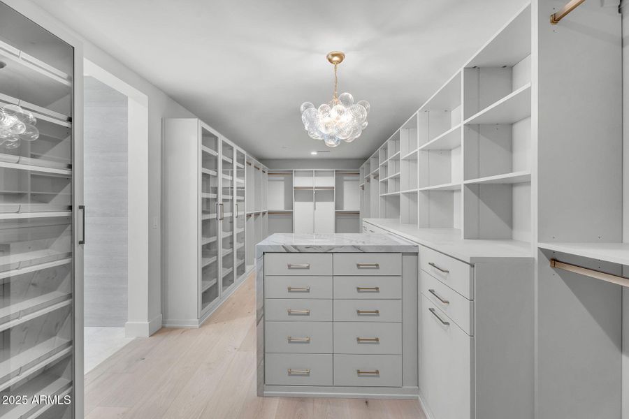 36-web-or-mls-North 39th-52