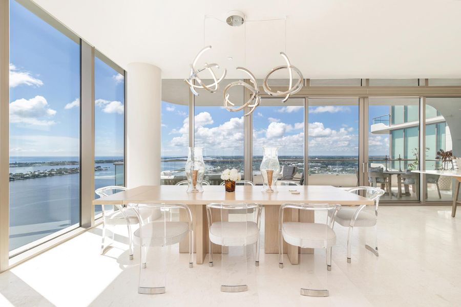 Furnished interior view inside a new home in , West Palm Beach (Image 7).