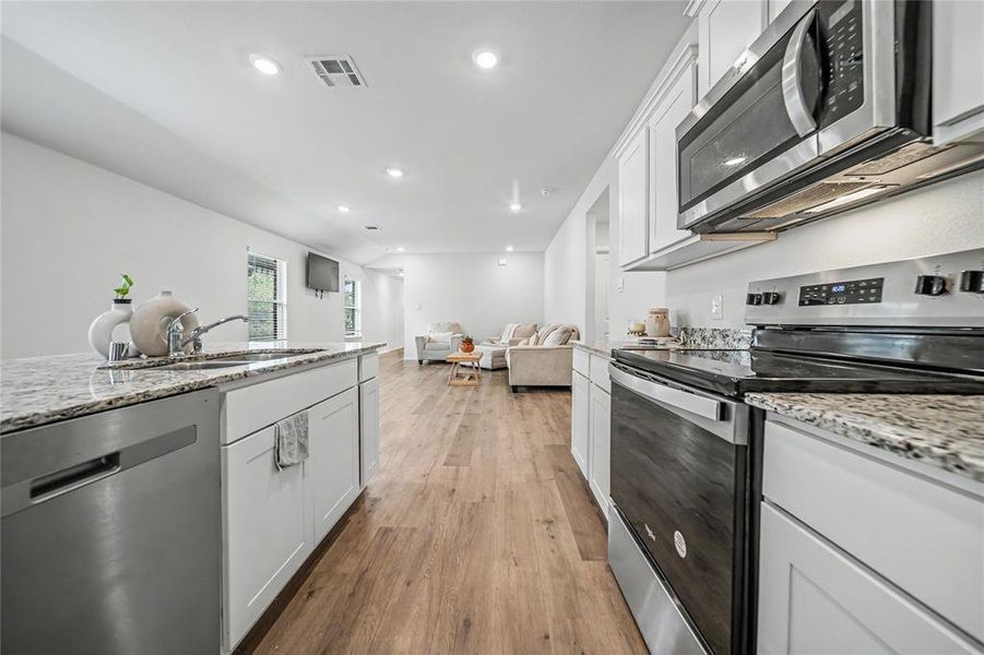 Furnished interior view inside a new home in , Crandall (Image 15).
