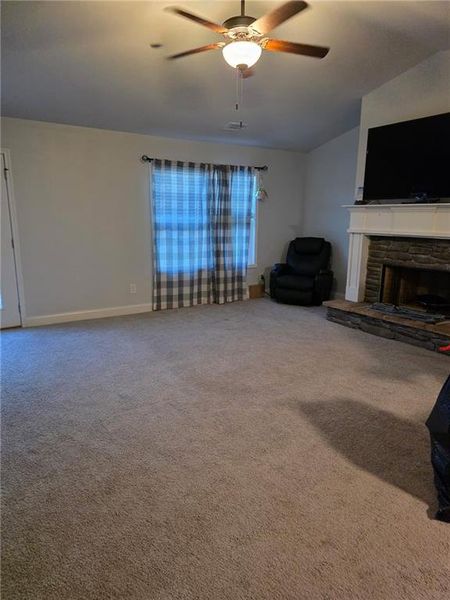 Spacious, unfurnished interior of a new home in , Winterville (Image 24).