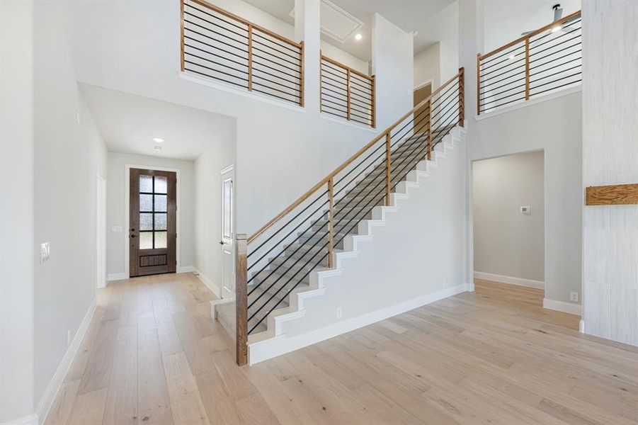 Spacious, unfurnished interior of a new home in Parks at Panchasarp Farms 55-60, Burleson (Image 22).