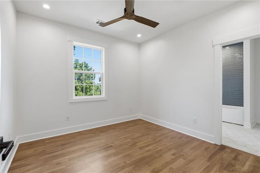 Spacious, unfurnished interior of a new home in , Marietta (Image 25).