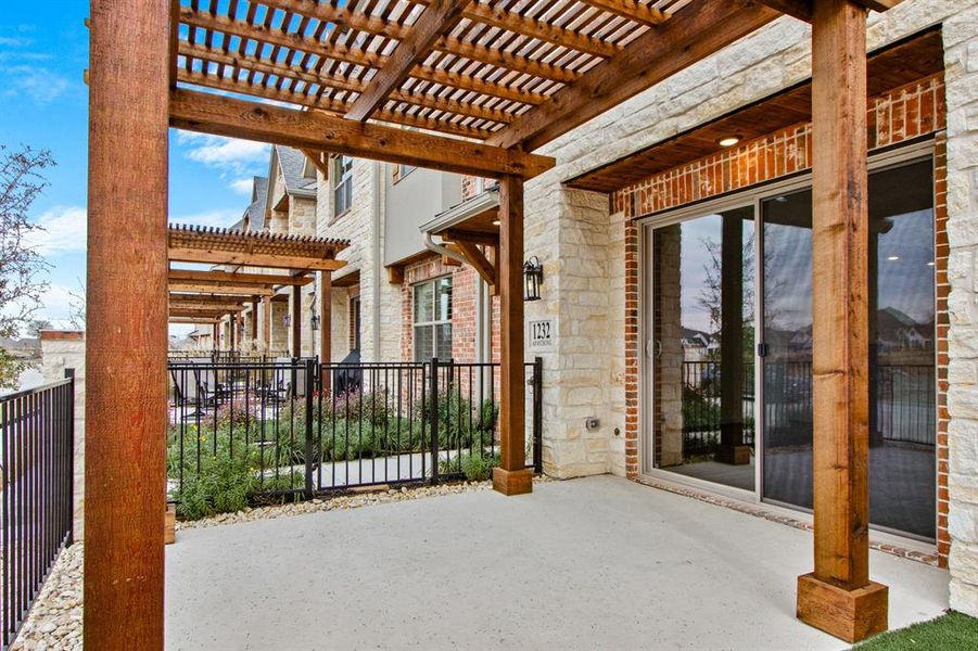 004-1232Armstrong-TheColony-TX-75056-Patio.jpg-FULL