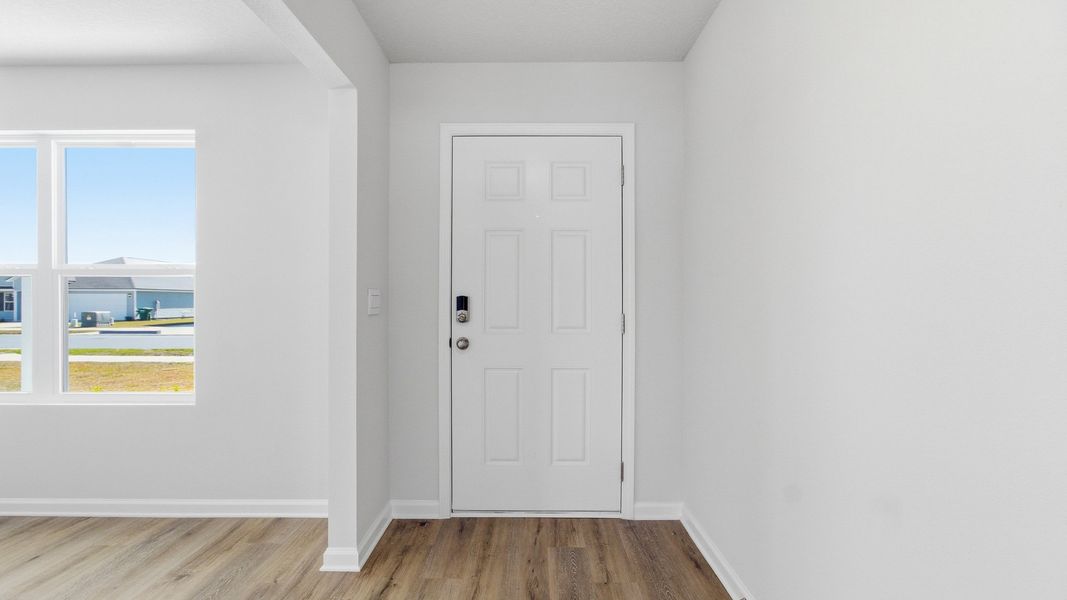 Spacious, unfurnished interior of a new home in Wesley Park, Crawfordville (Image 14).