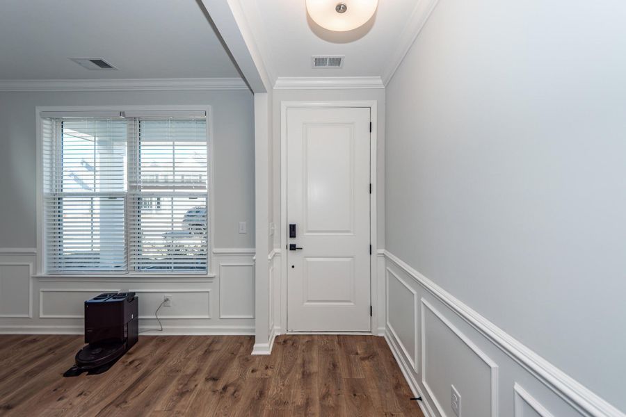 Spacious, unfurnished interior of a new home in High Point at Foxbank, Moncks Corner (Image 19).