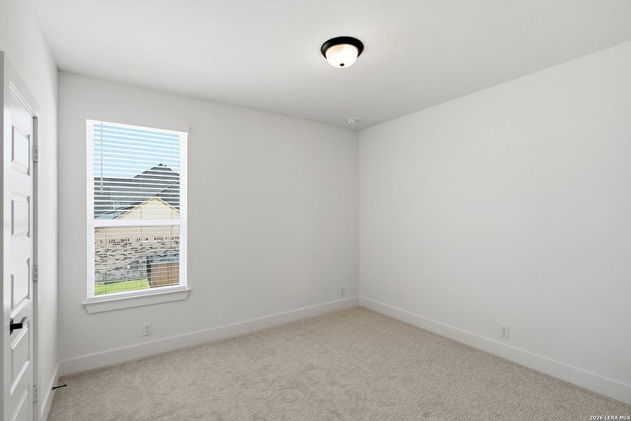 Spacious, unfurnished interior of a new home in Prominence Urban, San Antonio (Image 21).