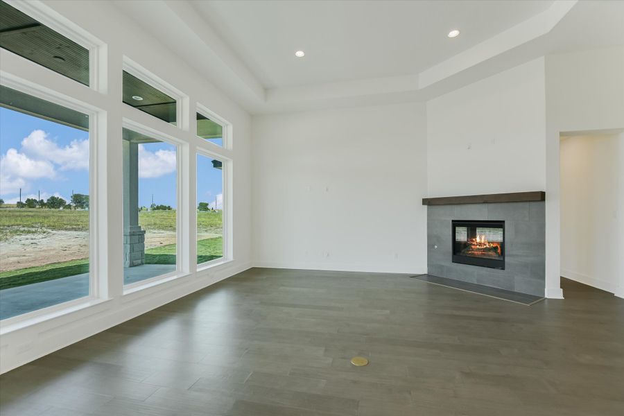 Representative unfurnished interior of a home built from the Vanderpool II by Giddens Homes in Whispering Wind, Bertram (Image 72).