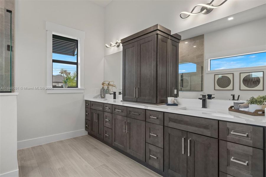 Furnished interior view inside a new home in , Cape Coral (Image 12).