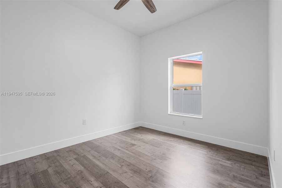 Spacious, unfurnished interior of a new home in , Fort Lauderdale (Image 19).