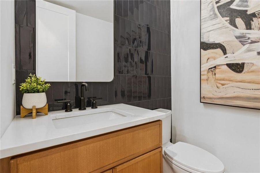 Furnished interior view inside a new home in , Atlanta (Image 36). Furnished interior view inside a new home in , Atlanta (Image 36).