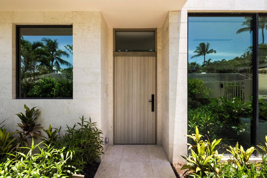 Exterior details and patio area of a home in , Delray Beach (Image 4).