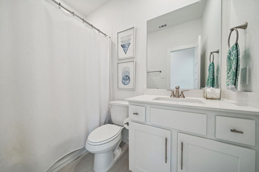 Furnished interior view inside a new home in Fulbrook on Fulshear Creek: 50ft. lots, Fulshear (Image 14). Furnished interior view inside a new home in Fulbrook on Fulshear Creek: 50ft. lots, Fulshear (Image 14).