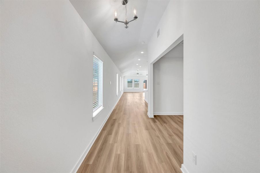 Spacious, unfurnished interior of a new home in Summerview, Fulshear (Image 29). Spacious, unfurnished interior of a new home in Summerview, Fulshear (Image 29).