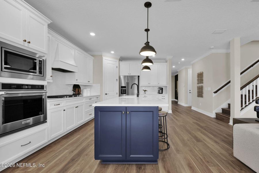 Furnished interior view inside a new home in Double Branch, Middleburg (Image 10).