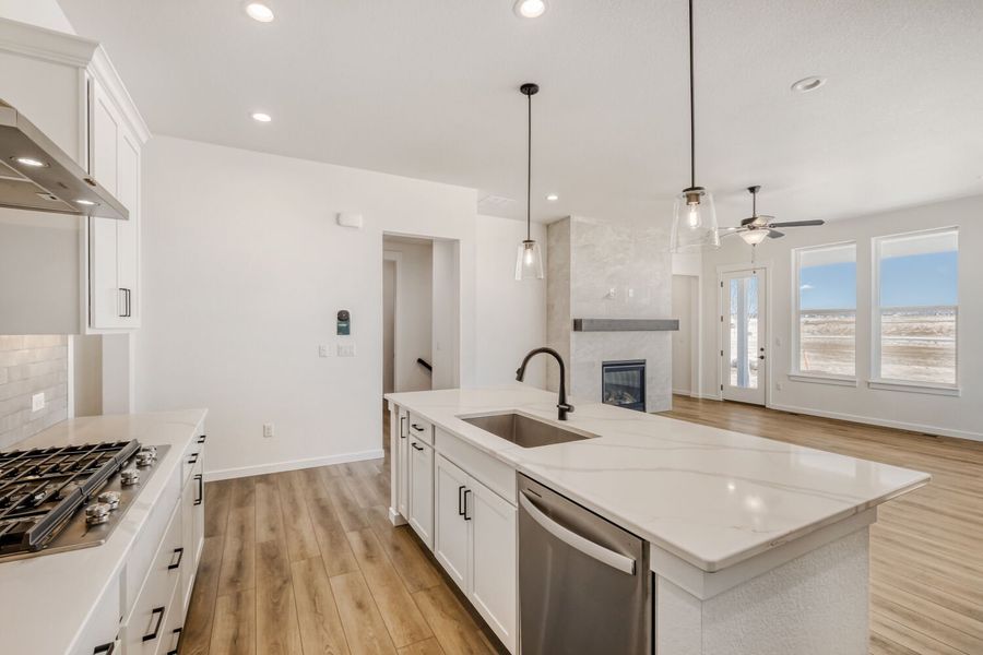 8777 San Diego - Kitchen