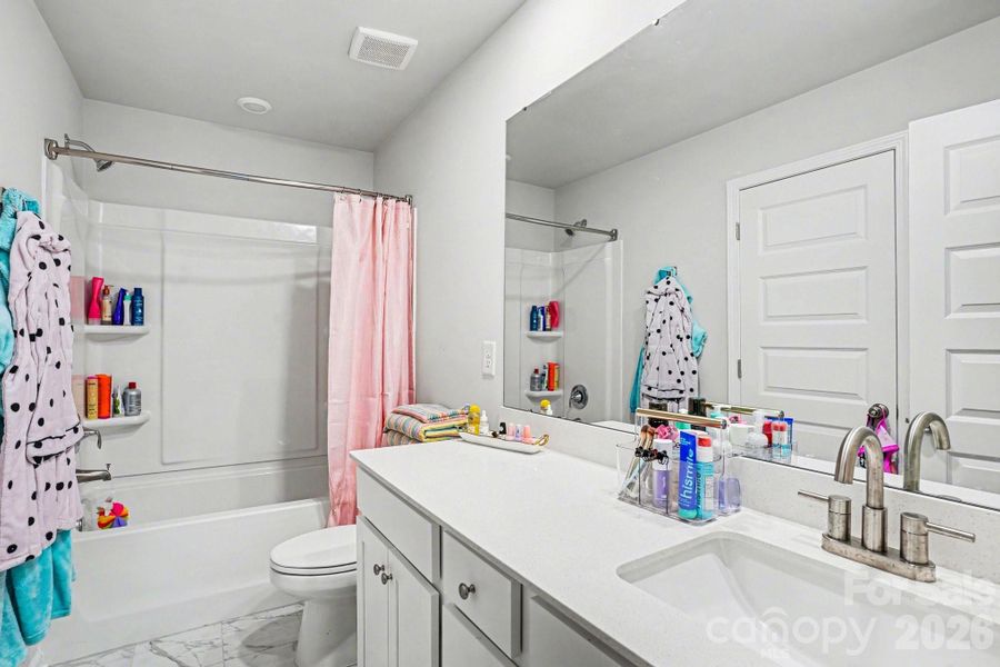 Furnished interior view inside a new home in , Myrtle Beach (Image 27).