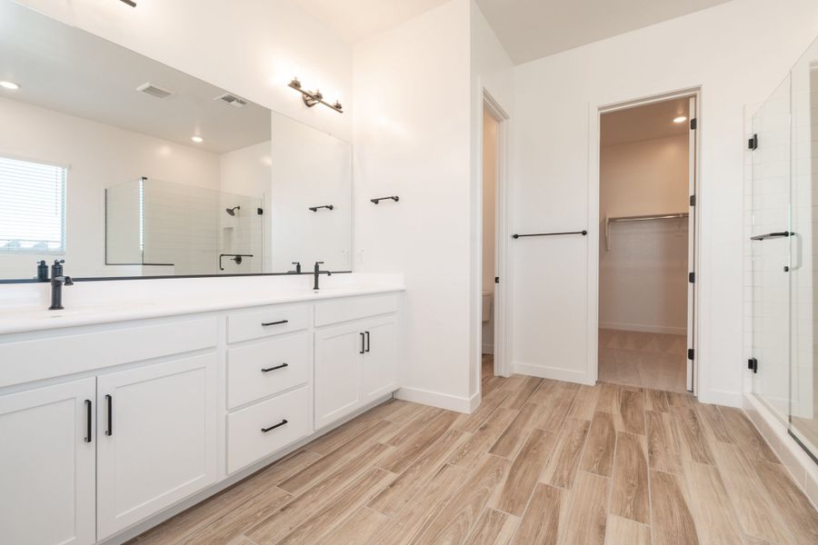 Furnished interior view inside a new home in Abel Ranch, Goodyear (Image 5).