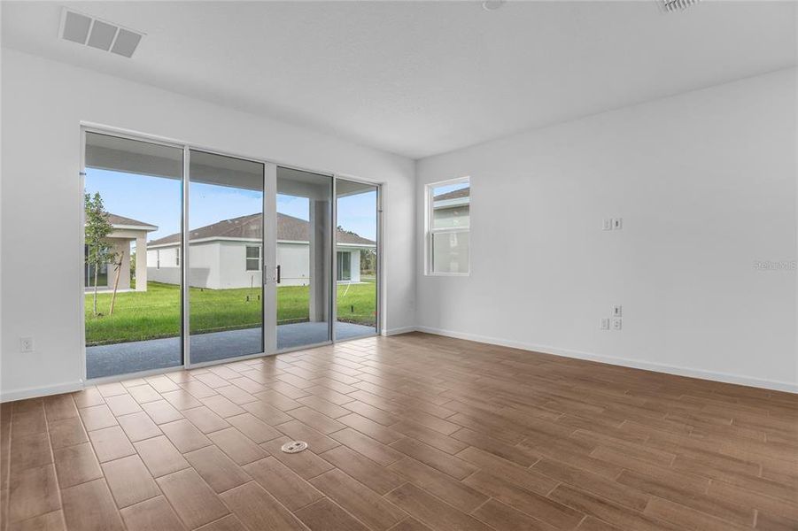 Spacious, unfurnished interior of a new home in Annabelle Estates, Lake Wales (Image 19). Spacious, unfurnished interior of a new home in Annabelle Estates, Lake Wales (Image 19).
