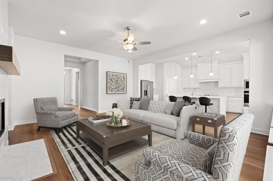 Furnished interior view inside a new home in , Waxahachie (Image 16).