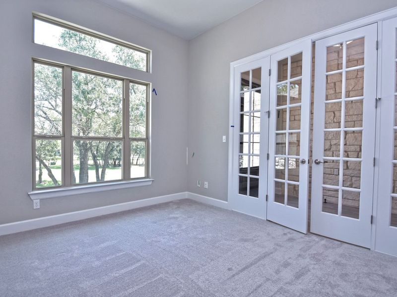 Representative unfurnished interior of a home built from the San Simeon I by Giddens Homes in Clearwater Ranch, Liberty Hill (Image 409).