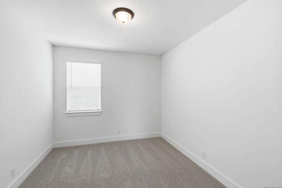 Spacious, unfurnished interior of a new home in Prominence Urban, San Antonio (Image 33).