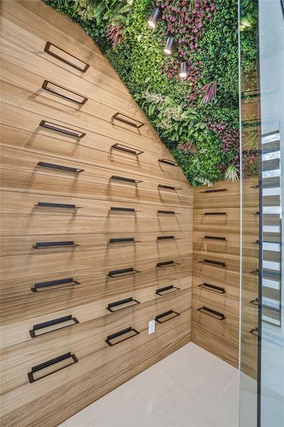 Close-up of interior finishes inside a home in , Tampa (Image 21).