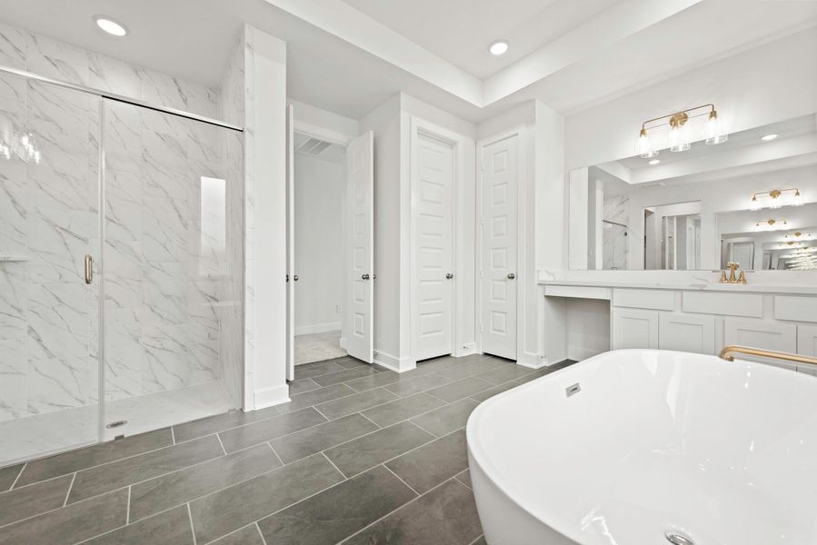 Representative image. Features, specifications, selections and colors may vary.