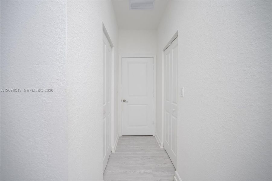 Spacious, unfurnished interior of a new home in , Miami (Image 27).