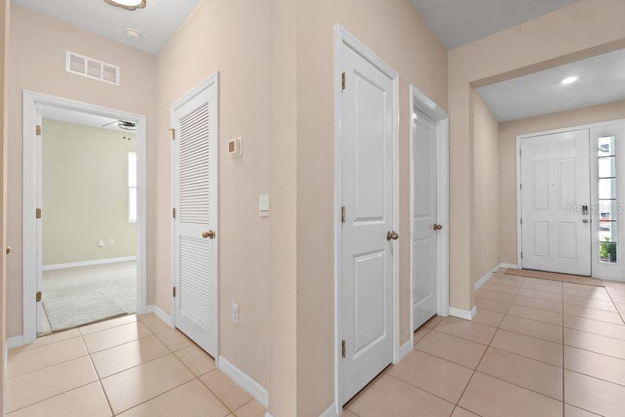 Spacious, unfurnished interior of a new home in Waterford, Brooksville (Image 35).