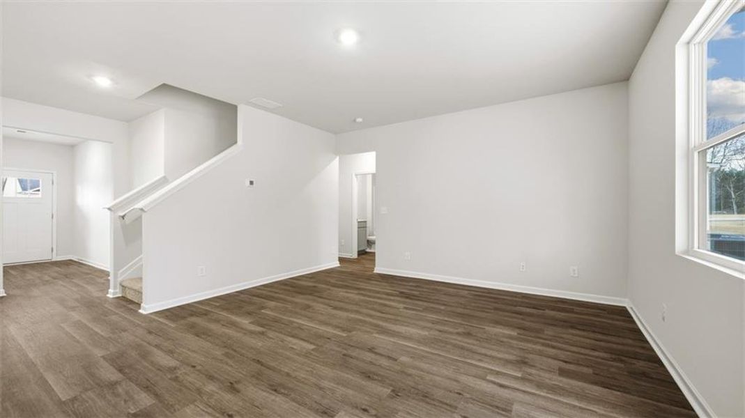 Spacious, unfurnished interior of a new home in Jackson Landing, Jefferson (Image 18).
