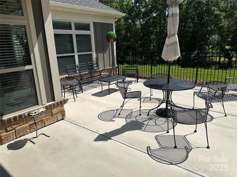 Image 15 of a home in .