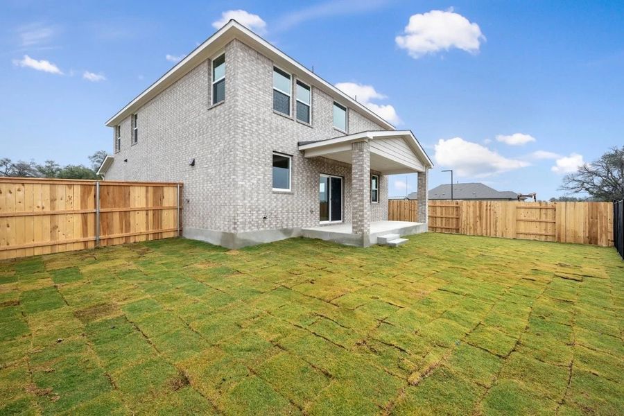 Exterior details and patio area of a home in Berry Creek Highlands, Georgetown (Image 31).