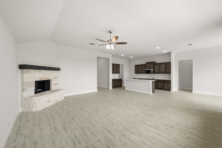 228 Shepards- Living Room-2